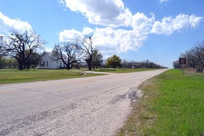 View to West on Farm-to-Market Road 209. Click for full size. View to West on Farm-to-Market Road 209 image. Click for full size.