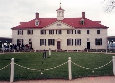 Mount Vernon Mansion image. Click for full size.