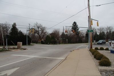 to Hull's Crossing / to River Raisin Marker image. Click for full size.