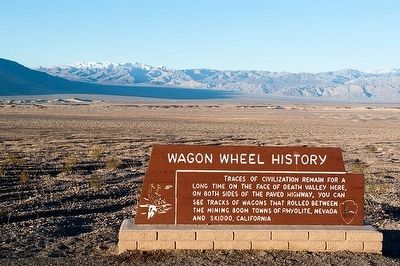 Wagon Wheel History Marker image. Click for full size.