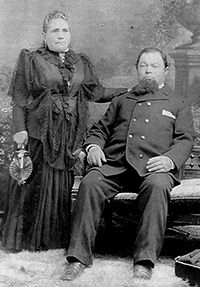 Antonio Botelho and wife image. Click for full size.