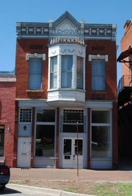 T.C. Hogue Building image. Click for full size.