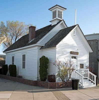 Glendale Schoolhouse. Click for full size. Glendale Schoolhouse image. Click for full size.