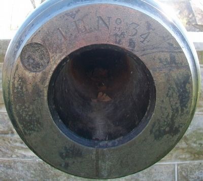Col William H. Kinsman Memorial Cannon image. Click for full size.