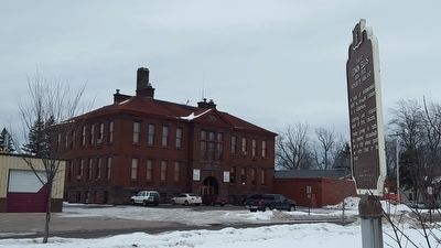Old Ashland City Hall image. Click for full size.