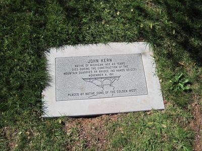 Grave of John Kern image. Click for full size.