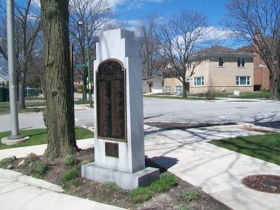 Sauganash Veterans Memorial image. Click for full size.