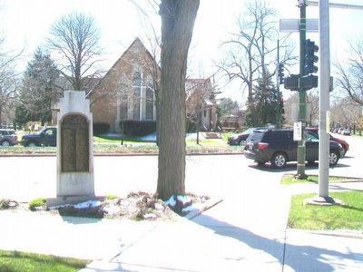 Sauganash Veterans Memorial image. Click for full size.