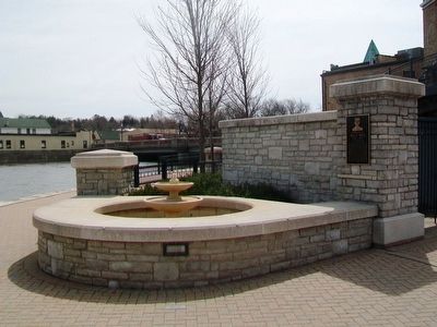 Otto J. Maha Marker and Fountain image. Click for full size.