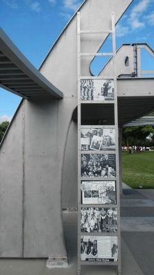 Rosie the Riveter Memorial Marker image. Click for full size.