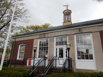 Pompton Lakes Post Office. Click for full size. Pompton Lakes Post Office image. Click for full size.