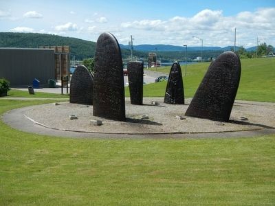 Jacques Cartier Monument image. Click for full size.