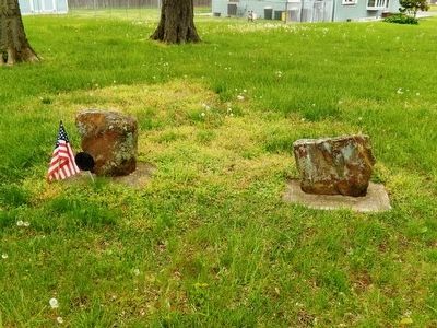 Ashbrook's Burial Ground-Grave markers not legible. Click for full size. Ashbrook's Burial Ground-Grave markers not legible image. Click for full size.