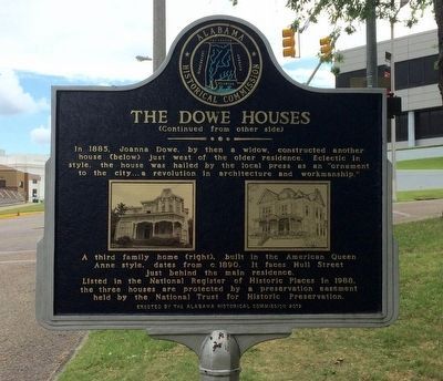 The Dowe Houses Marker (reverse) image. Click for full size.