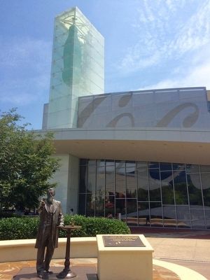 Dr. John S. Pemberton statue & marker in front of World of Coca-Cola image. Click for full size.