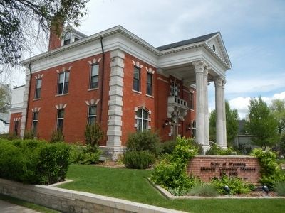 Wyoming Governor's Mansion image. Click for full size.