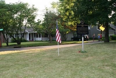 African Burying Ground Marker image. Click for full size.