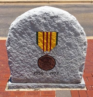 Vietnam Service Medal (Reverse) image. Click for full size.