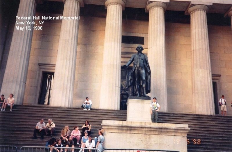 Federal Hall National Monument-Statue of George Washington image. Click for full size.