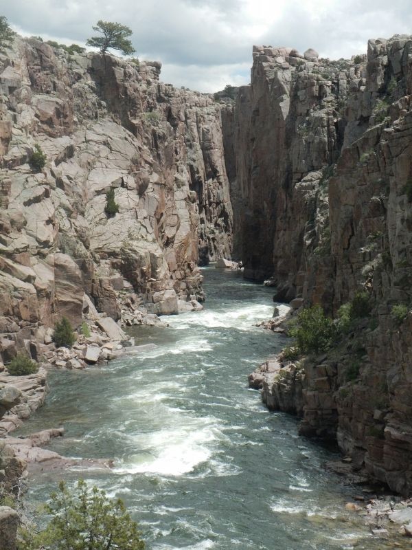 Fremont Canyon. Click for full size. Fremont Canyon image. Click for full size.