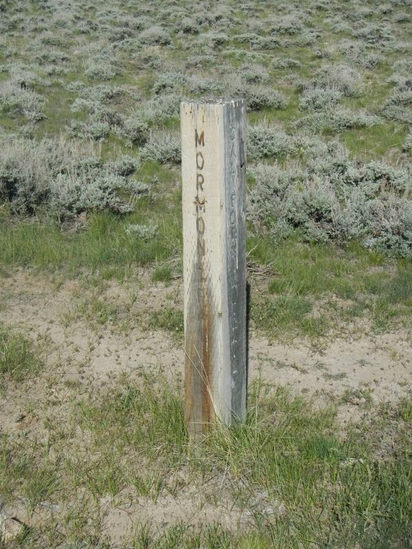Oregon/California/Mormon Pioneer/Pony Express concrete trail marker image. Click for full size.