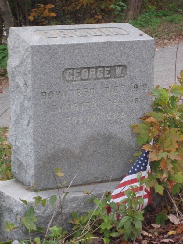 Druin WWI Memorial Marker. Click for full size. Druin WWI Memorial Marker image. Click for full size.