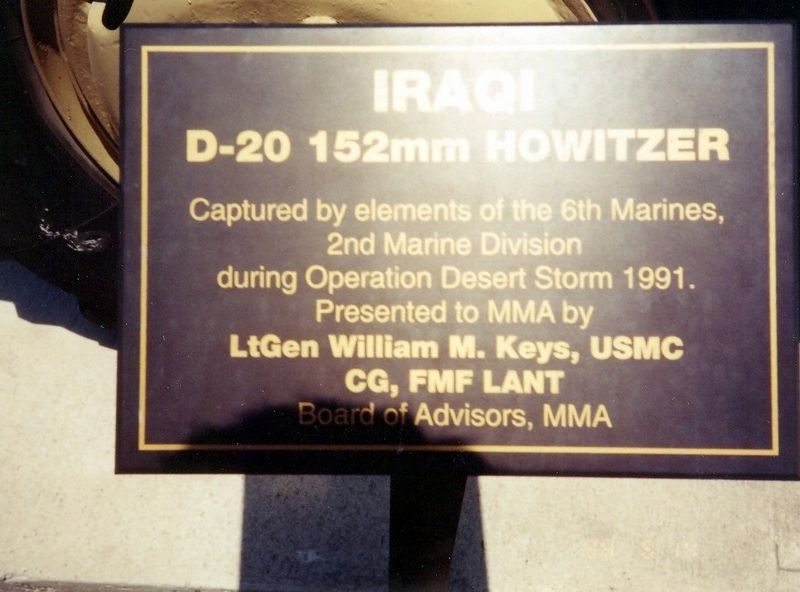 Iraq D-20 152mm Howitzer Marker image. Click for full size.