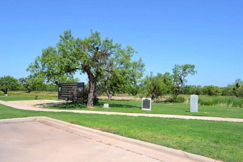 Markers and Memorials at Dyess Airpark image. Click for full size.