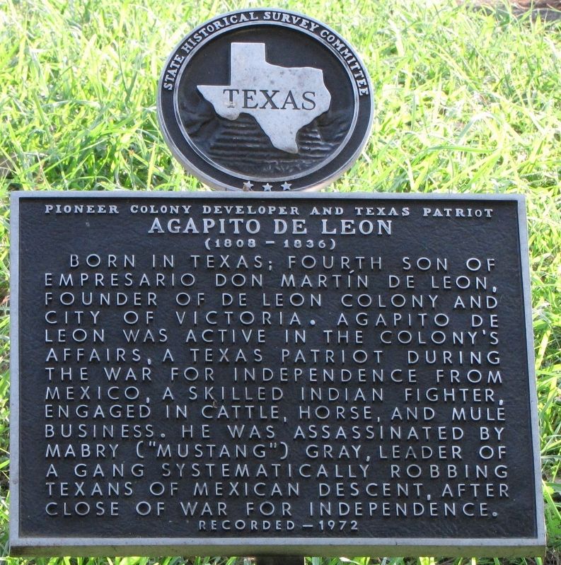 Agapito De Leon Texas Historical Marker image. Click for full size.