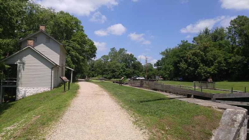 Lock 44. Click for full size. Lock 44 image. Click for full size.
