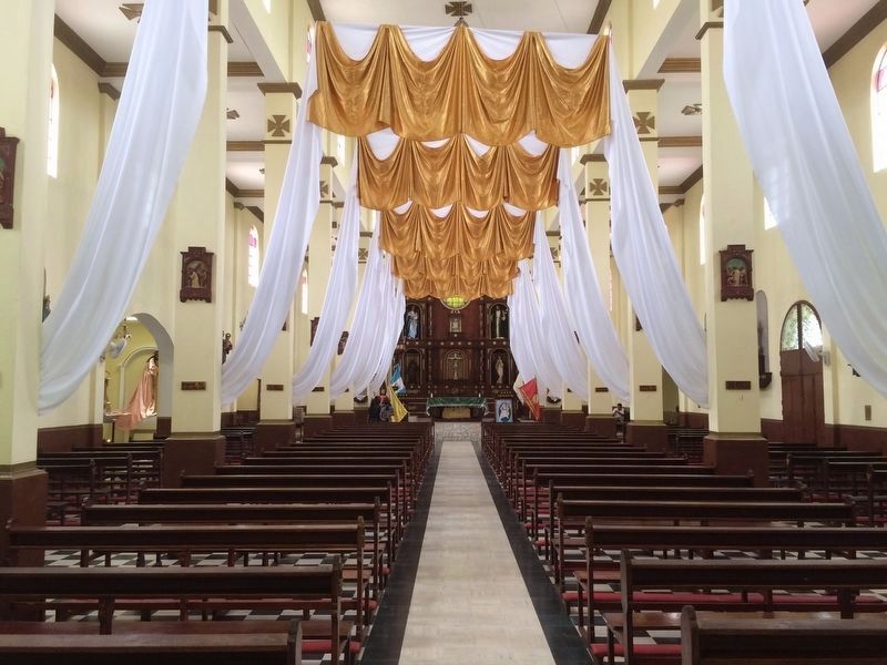 Interior of the Cuilapa Cathedral image. Click for full size.
