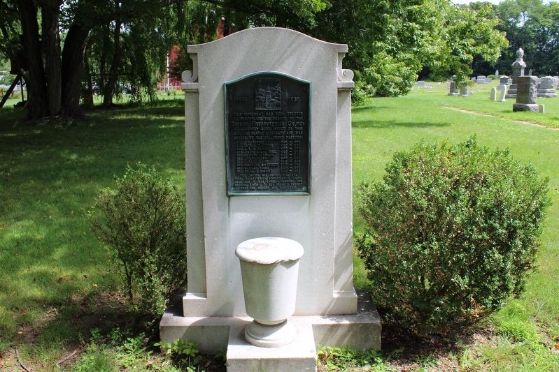 Monument to the Second Presbyterian Church. Click for full size. Monument to the Second Presbyterian Church image. Click for full size.