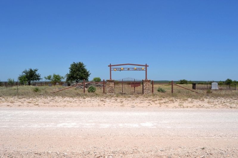 Hoffman Cemetery. Click for full size. Hoffman Cemetery image. Click for full size.