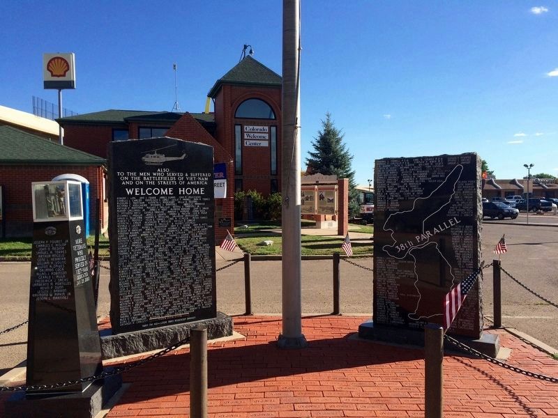 Viet-Nam War Memorial Marker at Colorado Welcome Center image. Click for full size.
