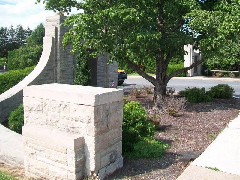 World War II Memorial Entrance to Park. Click for full size. World War II Memorial Entrance to Park image. Click for full size.