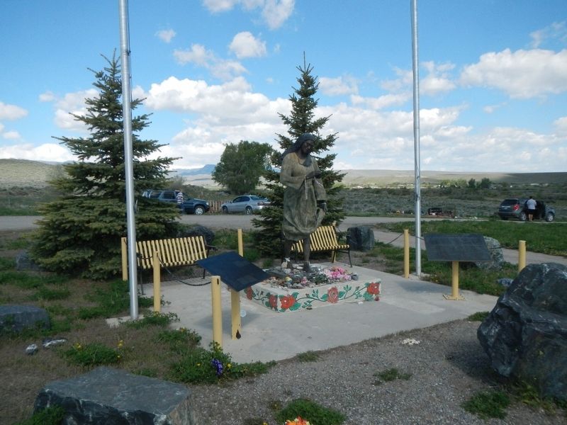 Sacajawea Marker and Statue image. Click for full size.