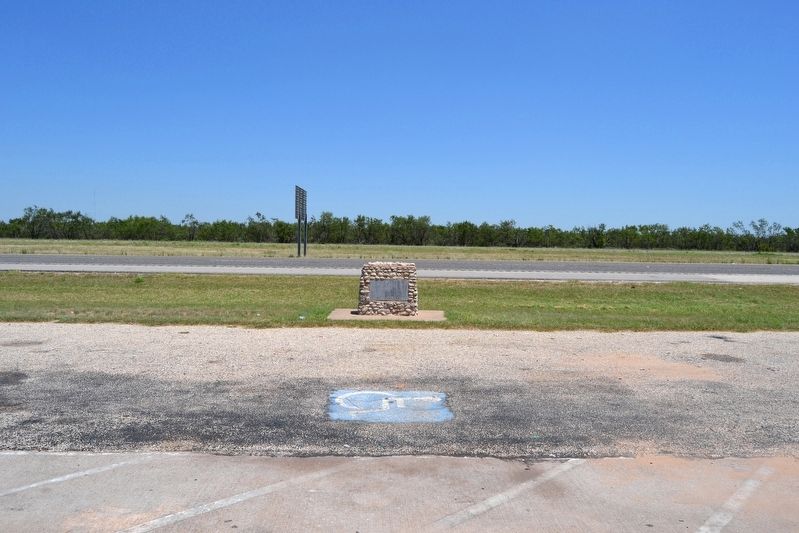 Marker at US 87 South Roadside Picnic Area image. Click for full size.
