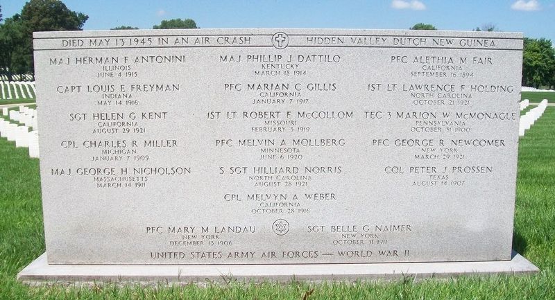 U.S. Army Air Forces Air Crash Victims May 13, 1945 Monument image. Click for full size.