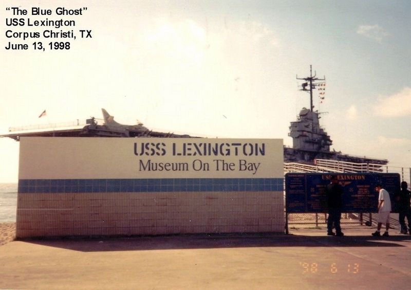 USS Lexington Museum on the Bay image. Click for full size.