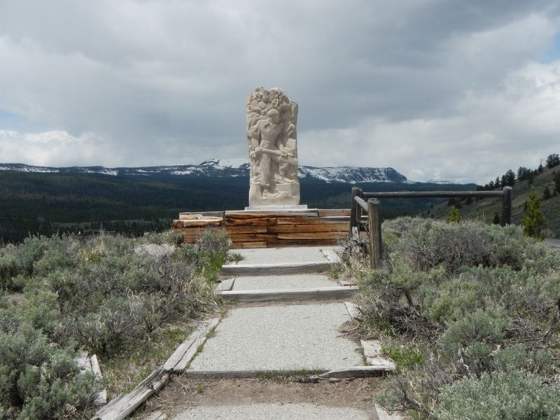 Tie Hack Monument. Click for full size. Tie Hack Monument image. Click for full size.