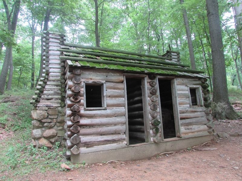 Replica Officers Hut image. Click for full size.