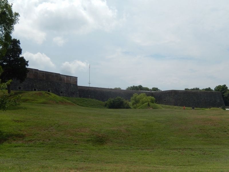 Fort Washington from the Potomac River's edge image. Click for full size.