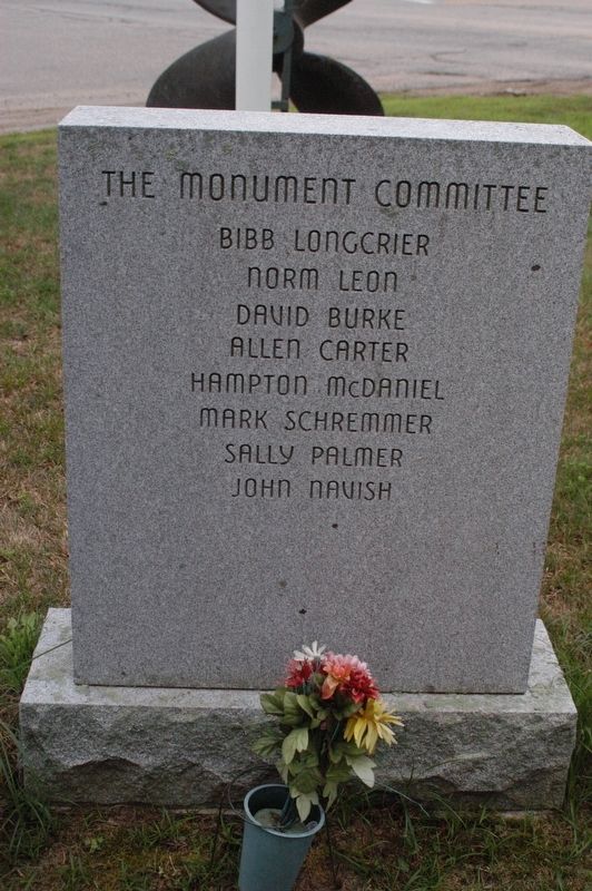 Kittery Maine War Memorial Marker image. Click for full size.