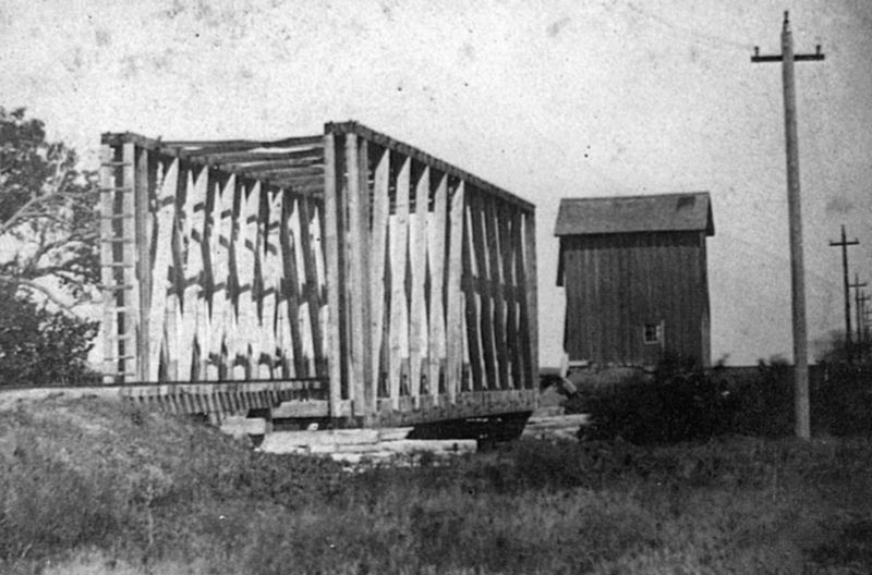 Former wooden trestle bridge (Hangman's Bridge) image. Click for full size.