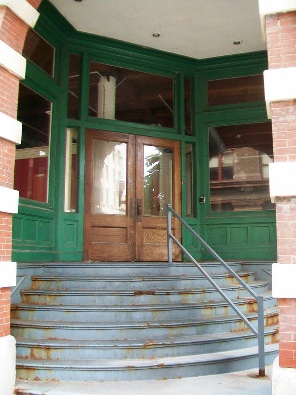 Harvey-Dutton Dry Goods Company Building Entrance image. Click for full size.