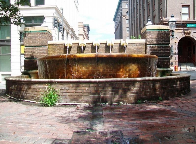 8th Street Fountain (west side) image. Click for full size.