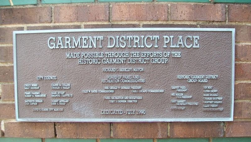Marker Adjacent to 8th Street Fountain image. Click for full size.