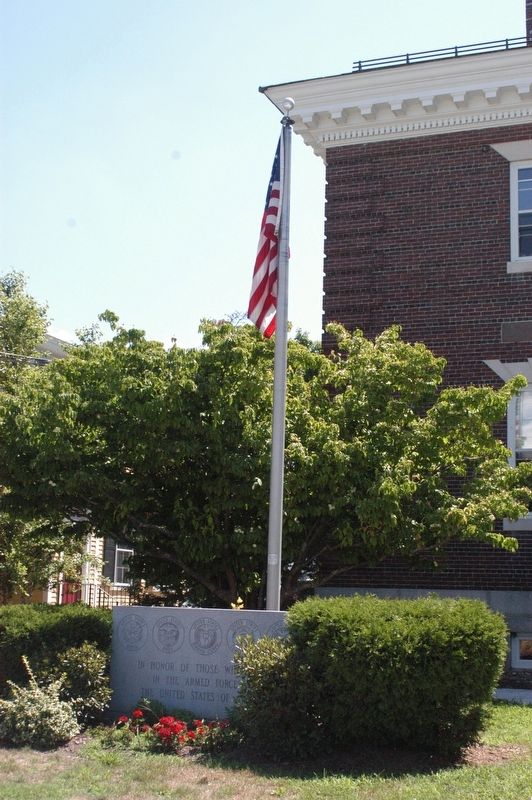 Exeter NH War Memorial Marker. Click for full size. Exeter NH War Memorial Marker image. Click for full size.