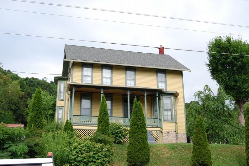 Admiral Wm Sims House. Click for full size. Admiral Wm Sims House image. Click for full size.