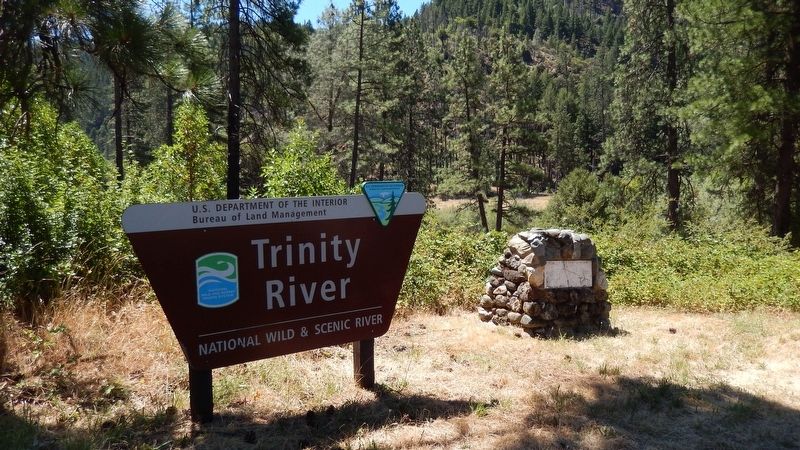 Bagdad Marker (<i>wide view with adjacent BLM Trinity River sign</i>). Click for full size. Bagdad Marker (<i>wide view with adjacent BLM Trinity River sign</i>) image. Click for full size.